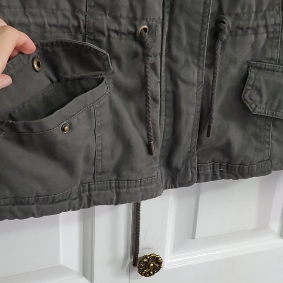 Like New Tilly's Full Tilt Jacket Medium - Picture 3 of 4